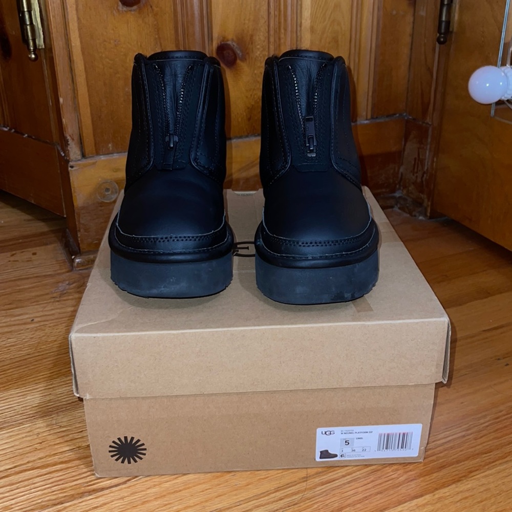 Ugg Neumel Platform Zip